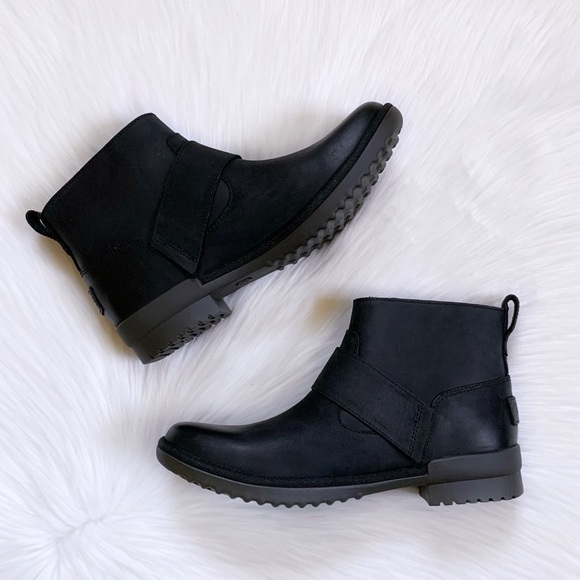 UGG Cheyne Waterproof Black Leather Booties - Picture 6 of 10